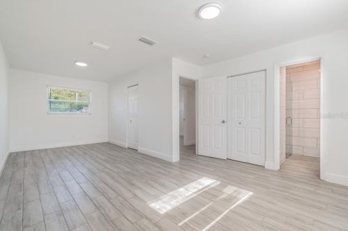 4722 Bay Ave, Tampa FL 33616-1070 exterior