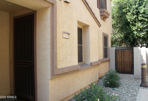 7530 31st Way, Phoenix, AZ 85042-6063