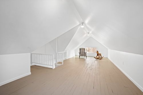 407 Center Ave, Pittsburgh PA  15215-3022 exterior