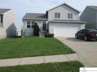 19606 U St, Omaha, NE 68135-4207