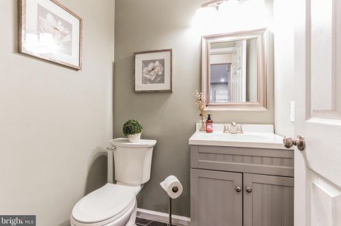 1714 Rockcress Dr, Jamison PA 18929-1647 exterior