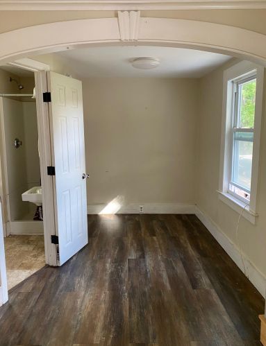 166 Locust St, Dover NH 03820-4033 exterior