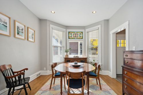 1338 Grace St, Chicago IL  60613-2825 exterior