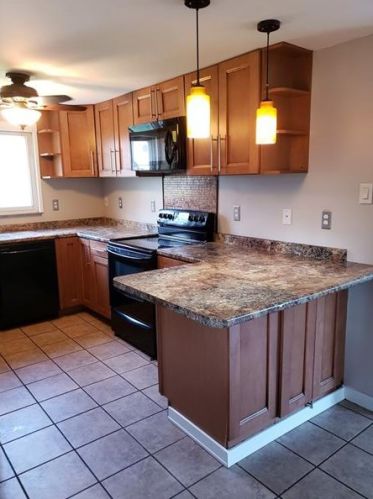 725 Esther St, Pittsburgh, PA 15227-1701