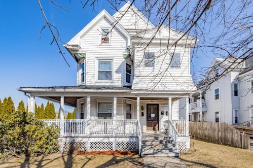 19 Parkwood St, Springfield, MA 01108-2608
