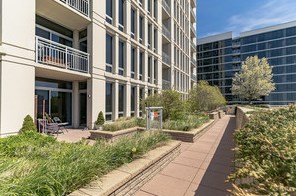 1400 Michigan Ave, Chicago IL  60605-3714 exterior