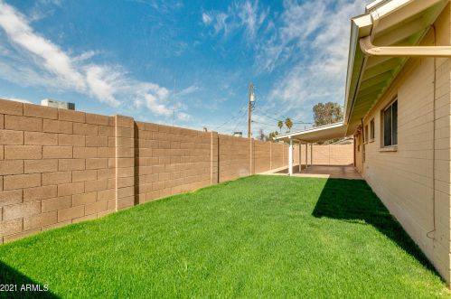 6702 42nd Ave, Phoenix AZ 85029-3068 exterior