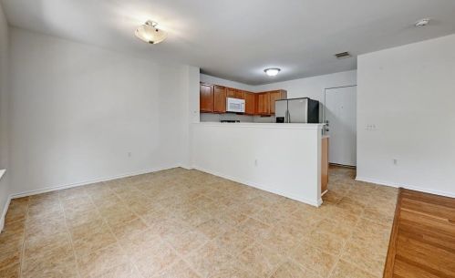 8612 Davis Oaks Trl, Austin TX 78748-6582 exterior