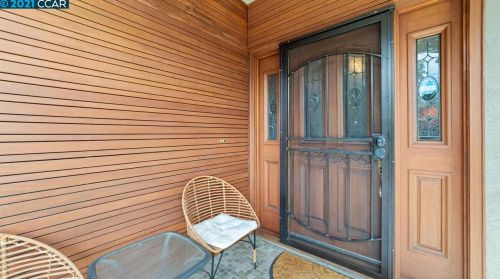 202 Devon Ave, Concord, CA 94523-2522