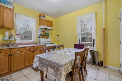 179 Burgess Pl, Passaic Park NJ 07055-3231 exterior