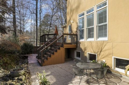 1225 Brooke Greene, Atlanta GA 30319-4715 exterior