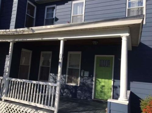 10 Summer St, Concord NH 03303-1433 exterior