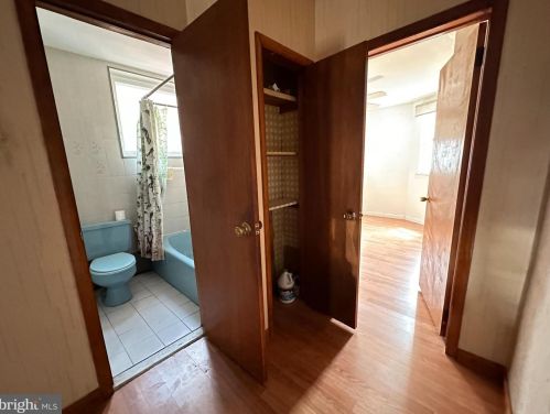 2537 Carlisle St, Philadelphia PA 19132-4012 exterior