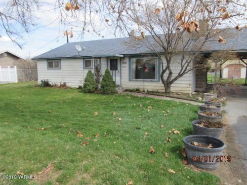 1113 68th Ave, Yakima, WA 98908-1904