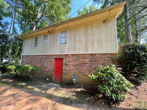 565 Maribee Dr, Tucker GA exterior