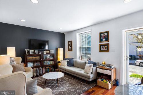 1234 Carrollsburg Pl, Washington DC 20024-4144 exterior