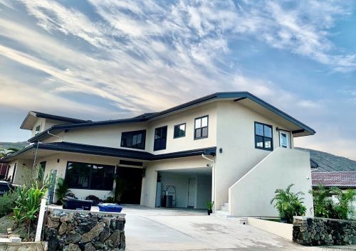 229 Hanamaulu St, Honolulu, HI 96825-2226