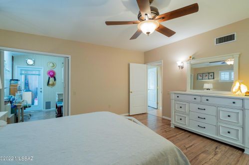 955 Camino Asturias, Green Valley AZ 85622-3246 exterior