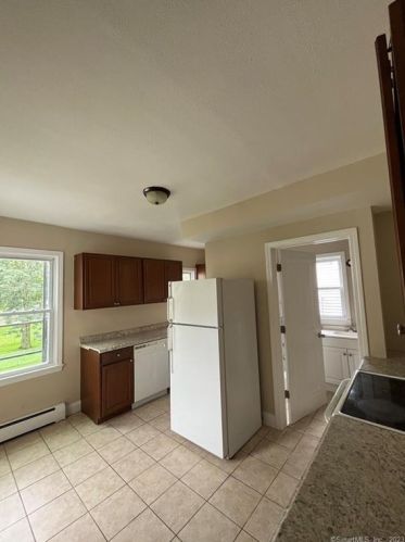 8 Locust St, New Britain CT  06051-3020 exterior