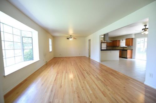 7320 Bucknell Dr, Dallas TX  75214-1753 exterior