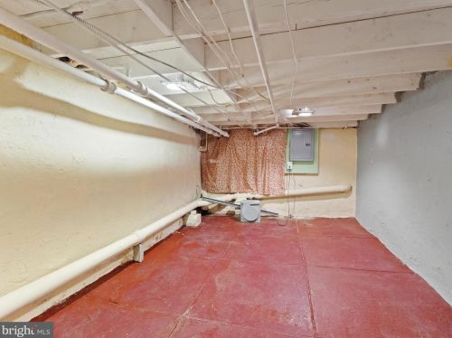 2969 Aramingo Ave, Philadelphia PA 19134-4404 exterior