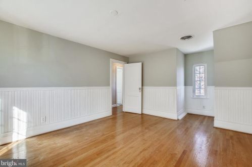 311 Kentucky Ave, Alexandria VA 22305 exterior