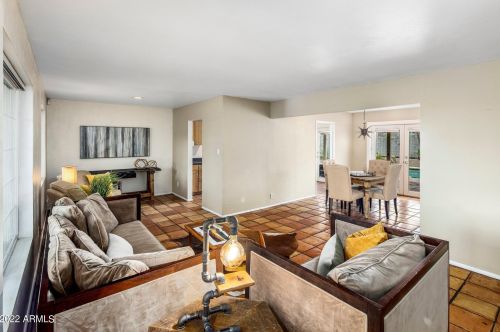 4808 14th Ave, Phoenix AZ  85013-2414 exterior