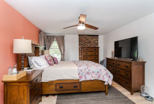 21 Redington Rd, Concord NH  03301-2439 exterior