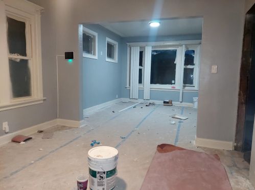 7611 Eberhart Ave, Chicago, IL 60619-2411