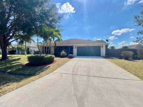 3291 Constellation Rd, Fort Pierce, FL 34953-4637