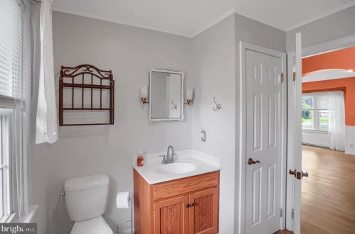 2725 Warm Spg Ave, Huntingdon PA 16652-2303 exterior