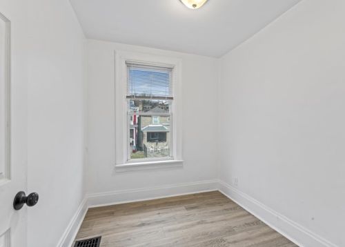 2236 Woodstock Ave, Pittsburgh PA 15218-2636 exterior