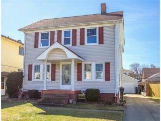 7413 Bertha Ave, Cleveland, OH 44129-3101