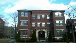 2528 Maryland Ave, Milwaukee WI  53211-4033 exterior