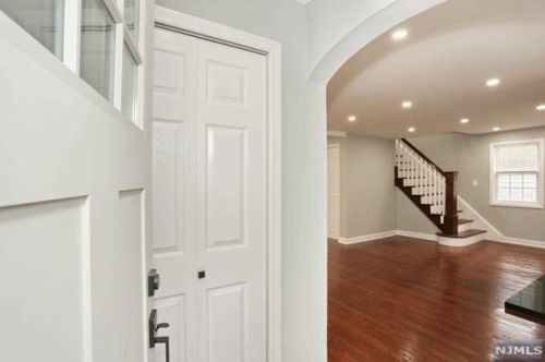 46 Jewett Ave, Tenafly NJ  07670-1903 exterior