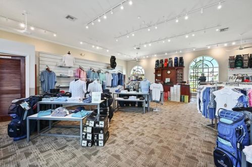 132 Glen Eagle Cir, Naples FL 34104-5714 exterior