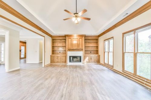 3032 Chesterfield Ct, Lithonia GA 30039-4683 exterior