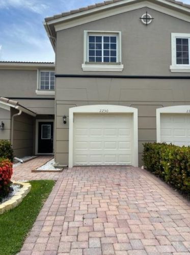 2250 Marshfield Ct, Fort Pierce, FL 34953-4373