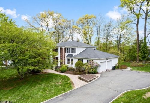 27 Prince Henry Dr, Dover, NJ 07869-1260