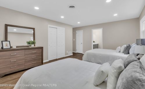 176 Bartley Rd, Jackson Twp NJ  08527-1240 exterior