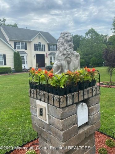 8 Olena Dr, Jackson Twp, NJ 08527-4574