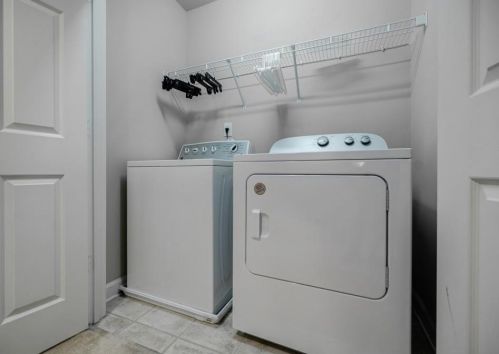 2067 Cobblestone Cir, Atlanta GA 30319-4911 exterior