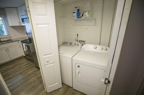 7346 Cardigan Cir, Atlanta GA 30328-1954 exterior