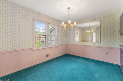 62 Goldfinch Dr, Hackettstown NJ 07840-3008 exterior