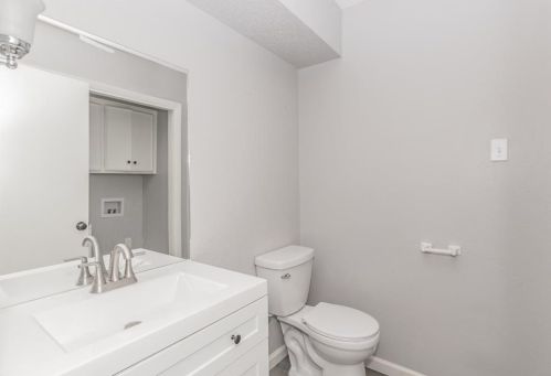 7609 Dentcrest Dr, Dallas TX 75254-8025 exterior