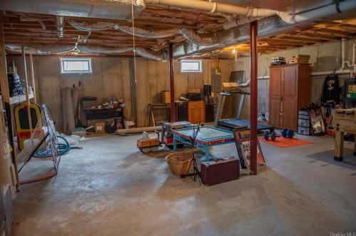 191 Schutt Rd, Middletown NY 10940-2551 exterior