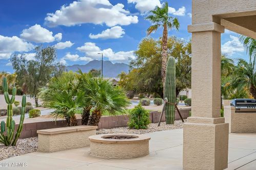 6703 Mingus Dr, Chandler AZ  85249-8904 exterior