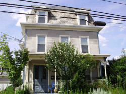 49 Pearl St, Newton, MA 02458-1622