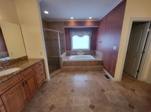 1 Crabapple Ct, Saint Louis MO 63132-3422 exterior