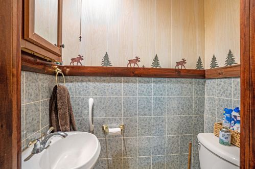 224 Elizabeth St, Sylvan Beach MI 49461-1311 exterior